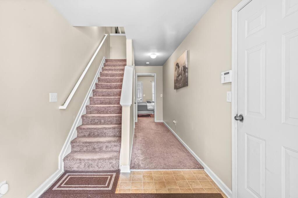 Charming Multilevel 4 Bedroom Townhouse Atlanta Bagian luar foto
