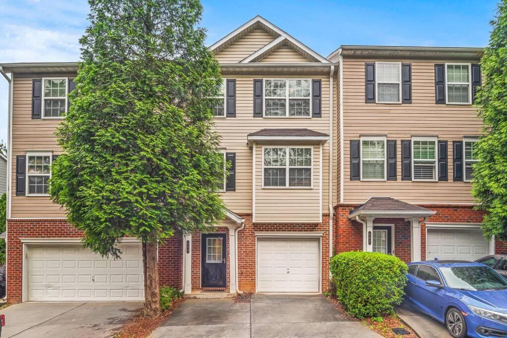 Charming Multilevel 4 Bedroom Townhouse Atlanta Bagian luar foto