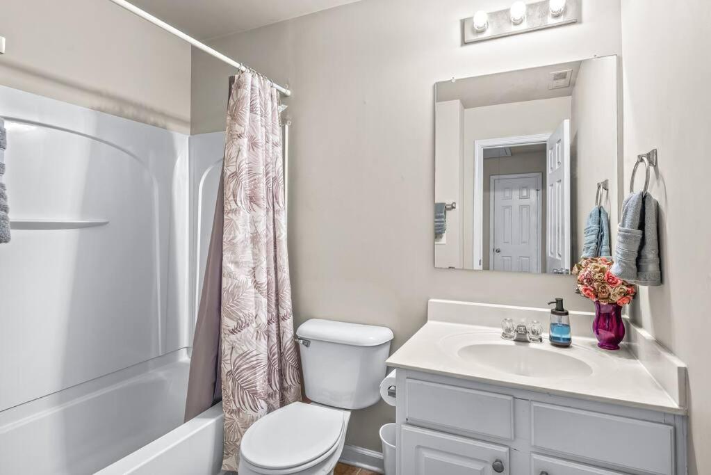Charming Multilevel 4 Bedroom Townhouse Atlanta Bagian luar foto